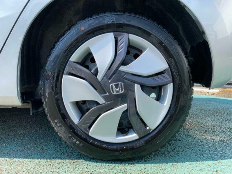 FIT HYBRID