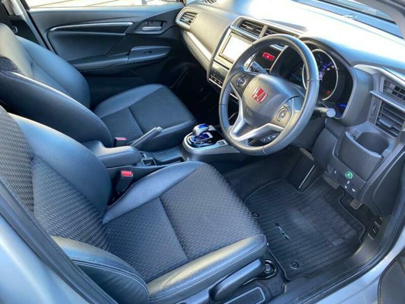 FIT HYBRID