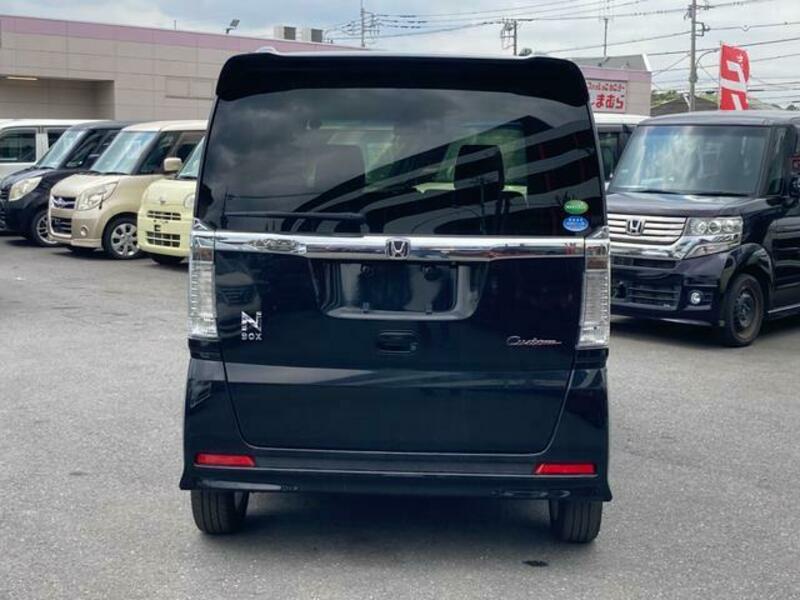 N BOX CUSTOM
