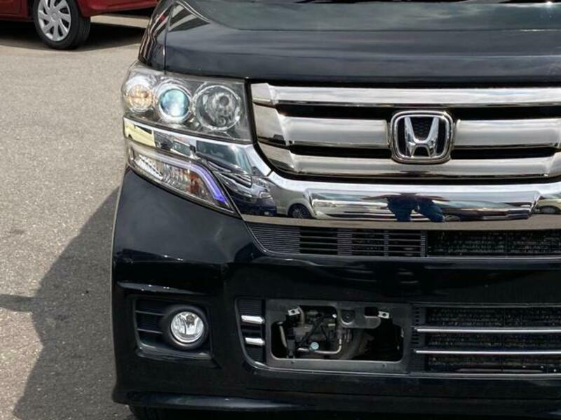 N BOX CUSTOM