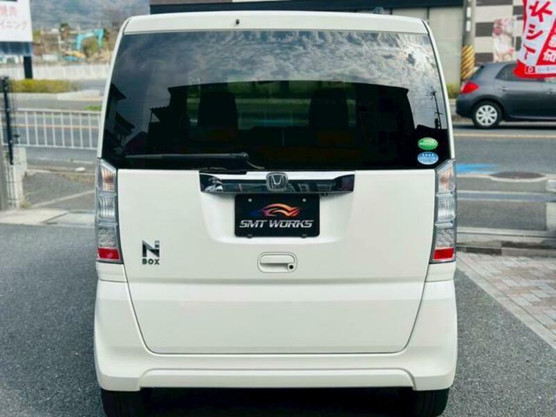 N BOX