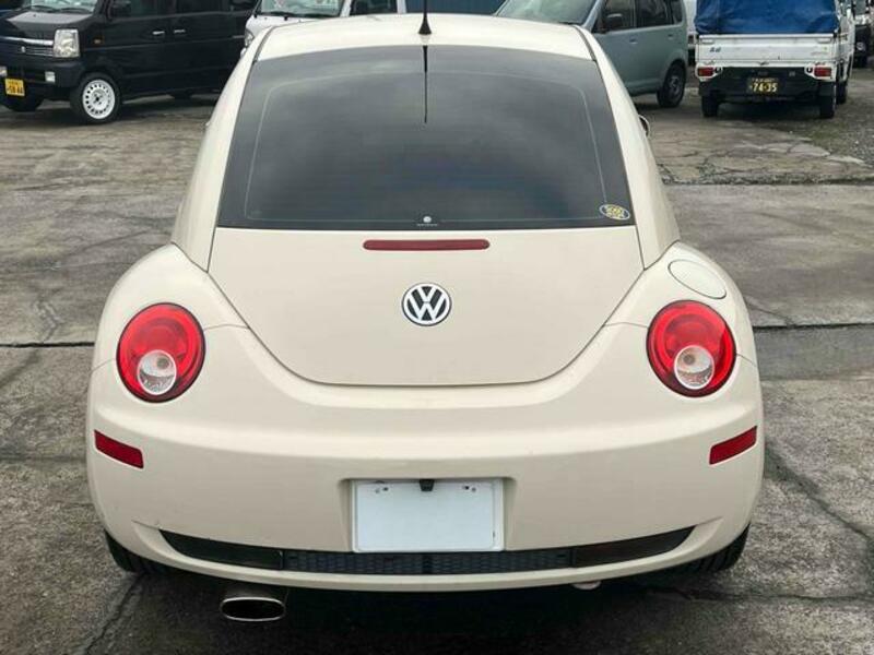 NEW BEETLE