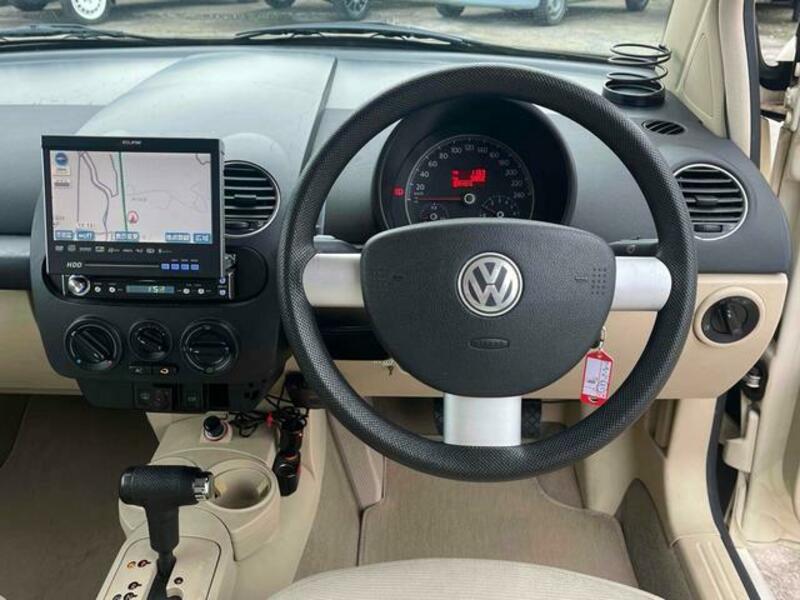 NEW BEETLE