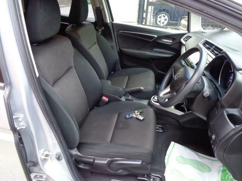FIT HYBRID