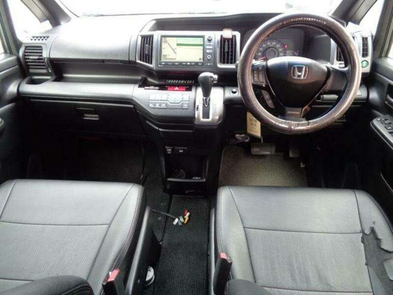 STEPWAGON SPADA