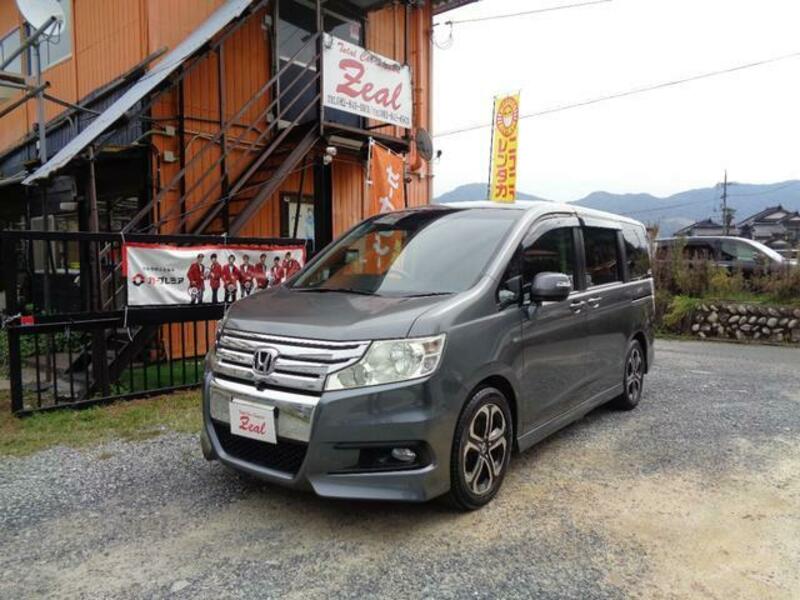 HONDA STEPWAGON SPADA
