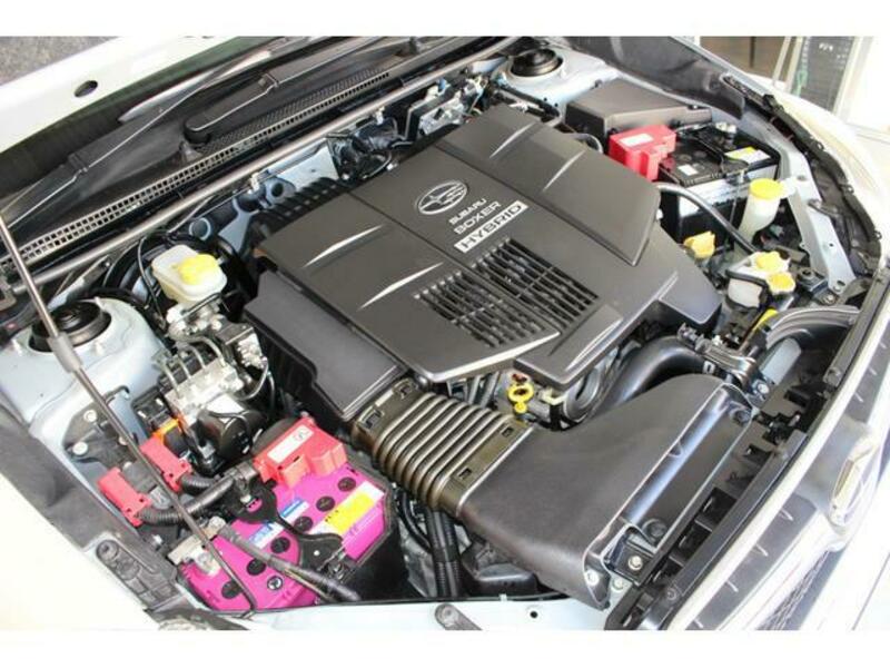 XV HYBRID