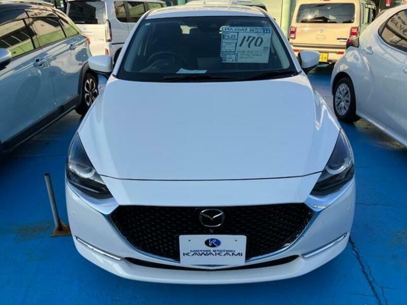 MAZDA2