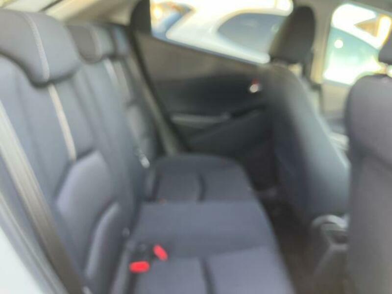 MAZDA2