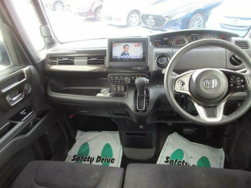 N BOX CUSTOM