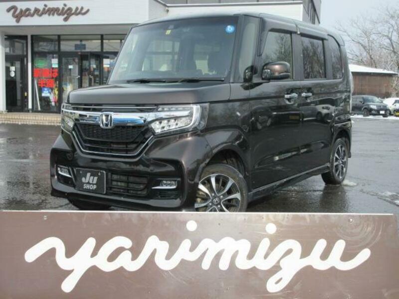 HONDA N BOX CUSTOM