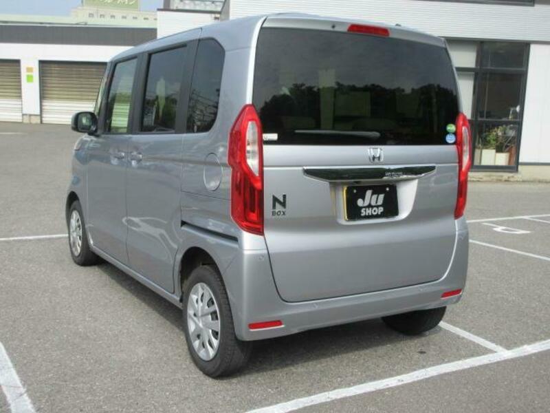 N BOX