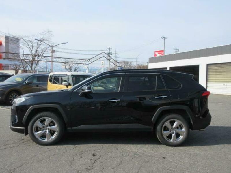 RAV4