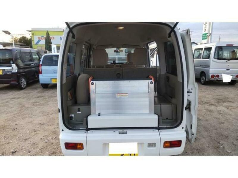 ATRAI WAGON