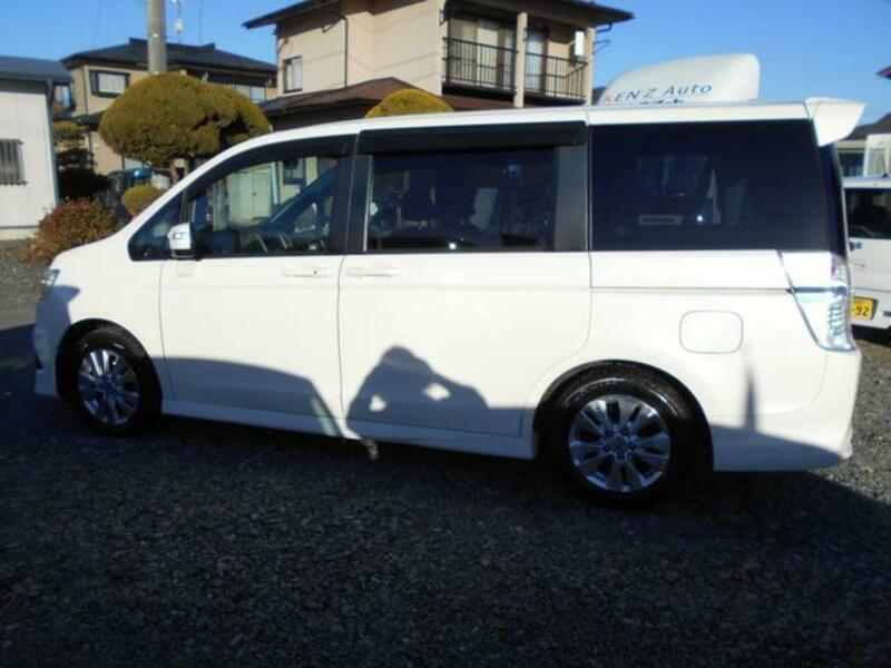 STEPWAGON SPADA