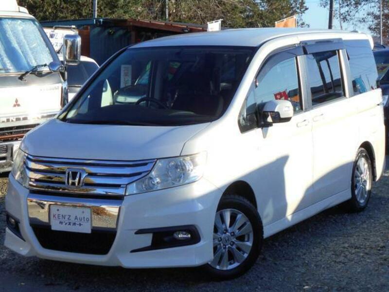 HONDA STEPWAGON SPADA