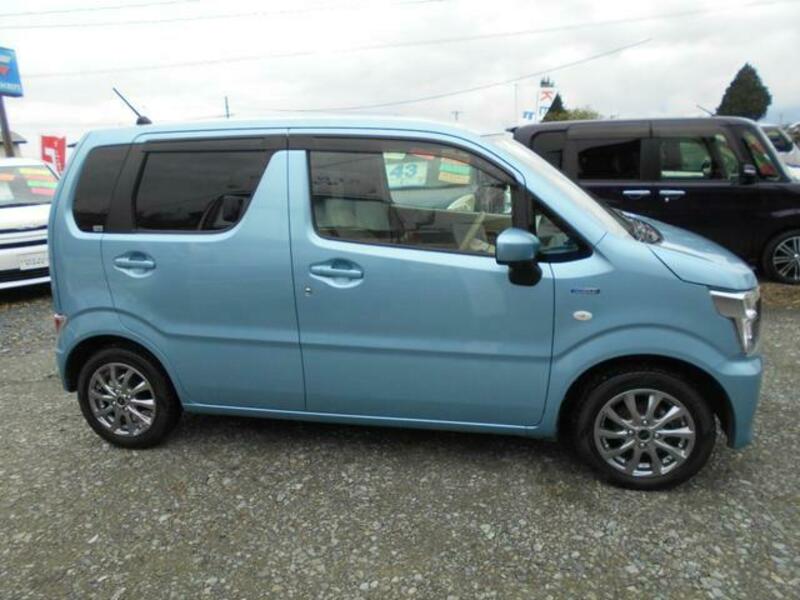 WAGON R
