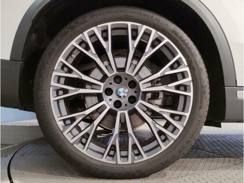 X5