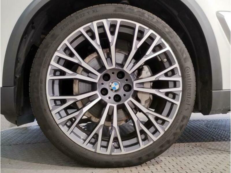 X5
