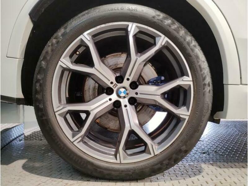 X5