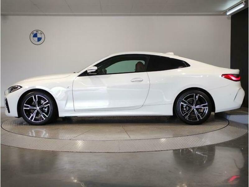 4 SERIES