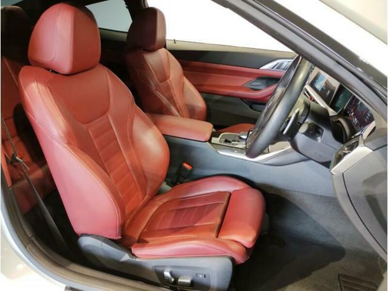 4 SERIES
