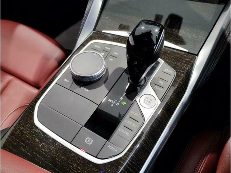 4 SERIES