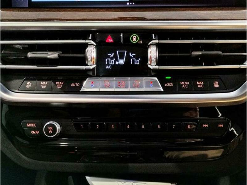 X3