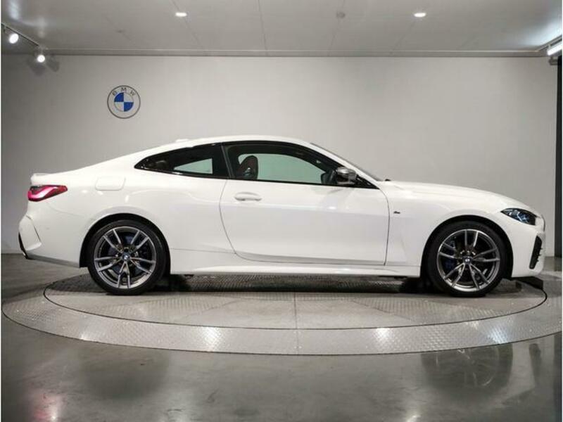 4 SERIES
