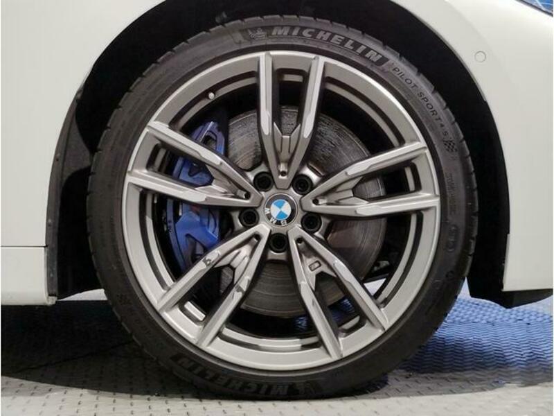 4 SERIES