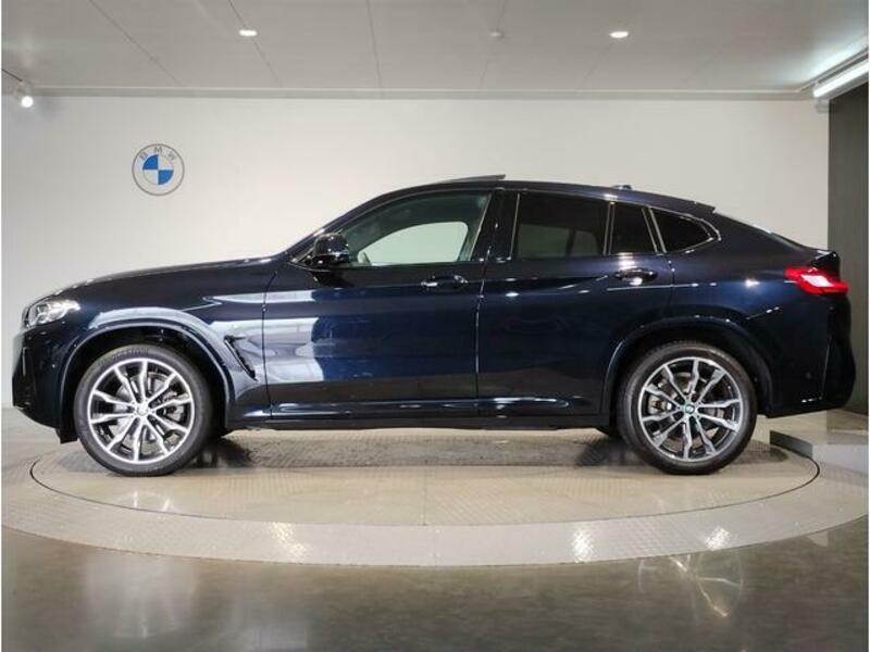 X4