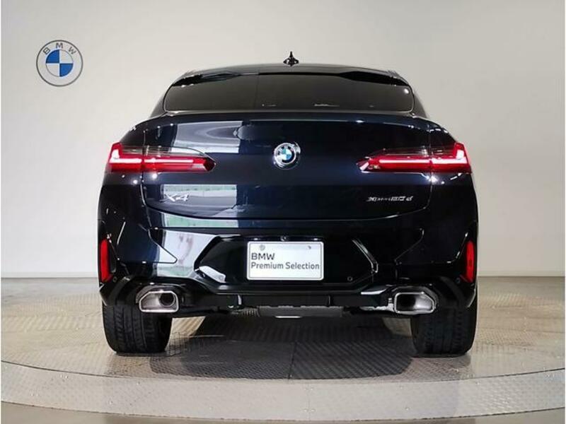 X4
