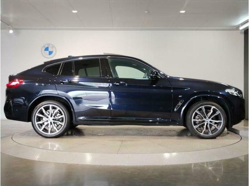 X4