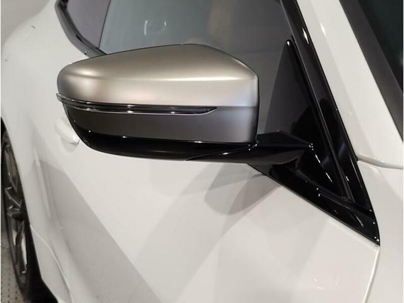 4 SERIES