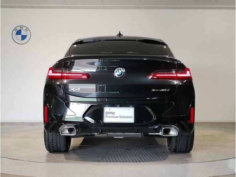 X4