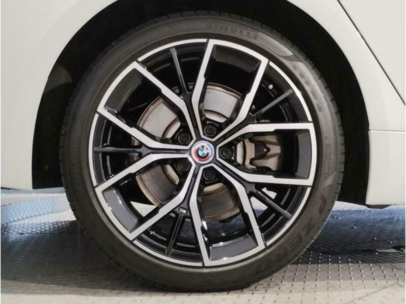 5 SERIES