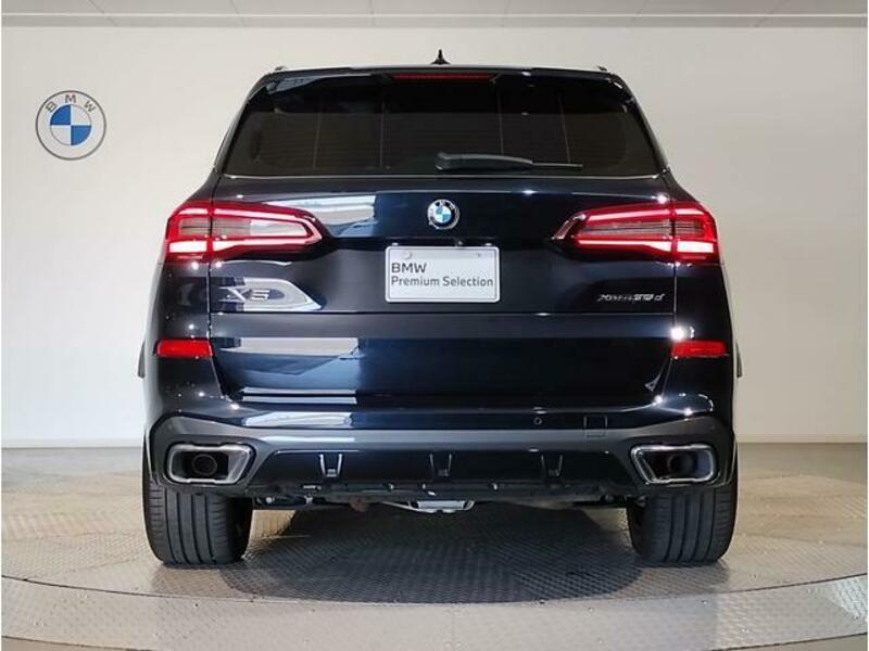 X5