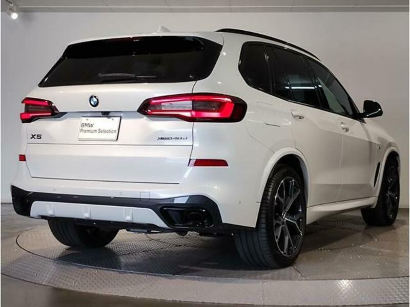 X5
