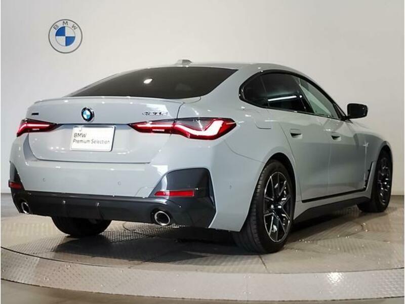 4 SERIES