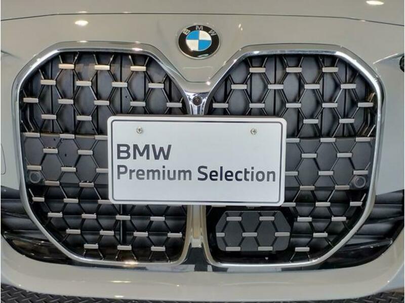 4 SERIES