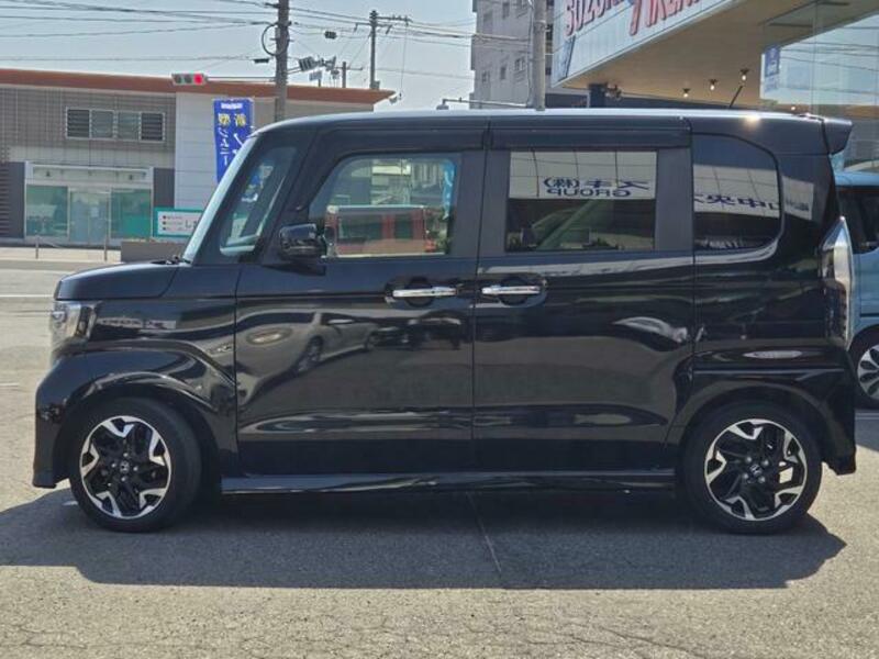 N BOX CUSTOM