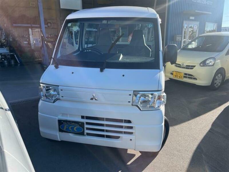 MINICAB VAN