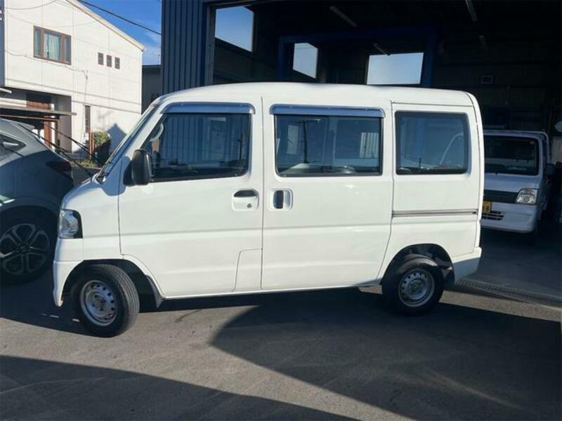 MINICAB VAN