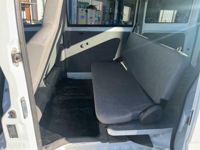 MINICAB VAN