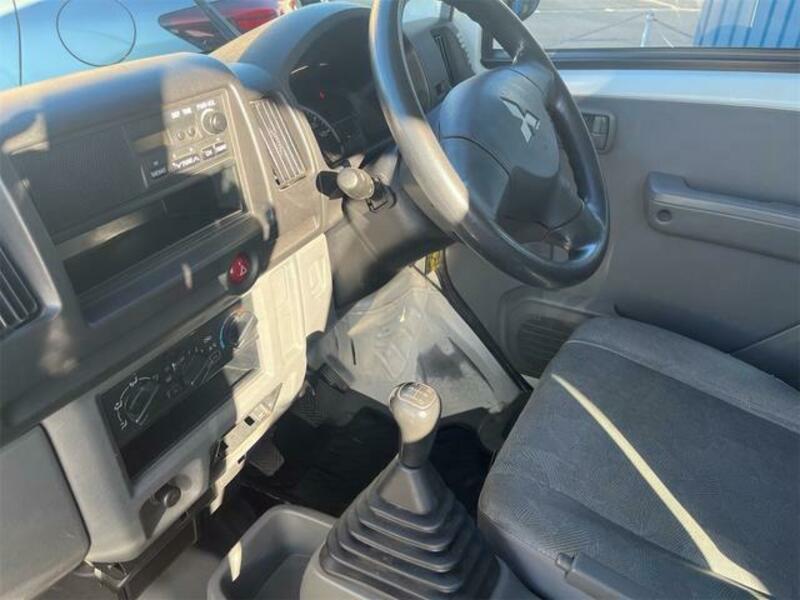 MINICAB VAN