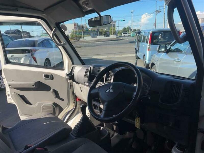 MINICAB VAN