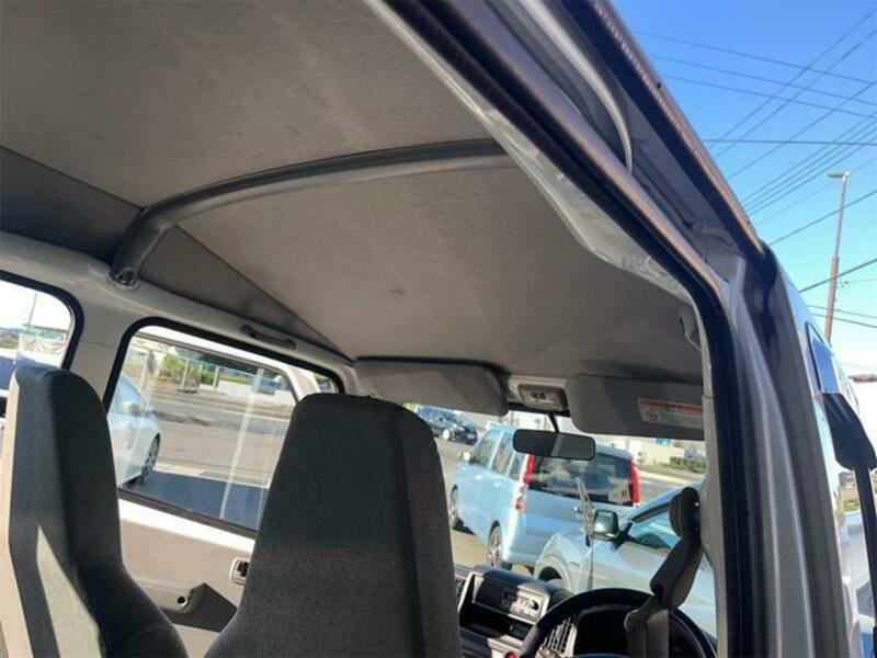 MINICAB VAN