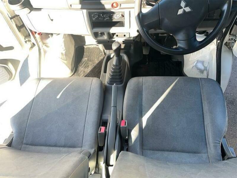 MINICAB VAN
