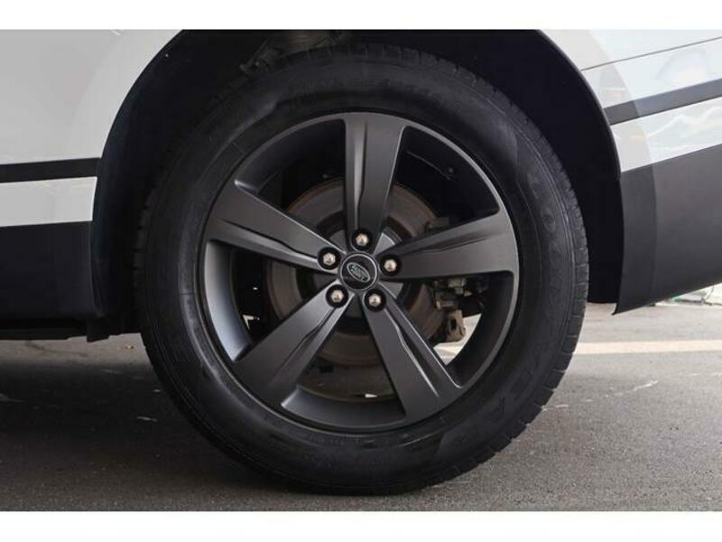 RANGE ROVER VELAR