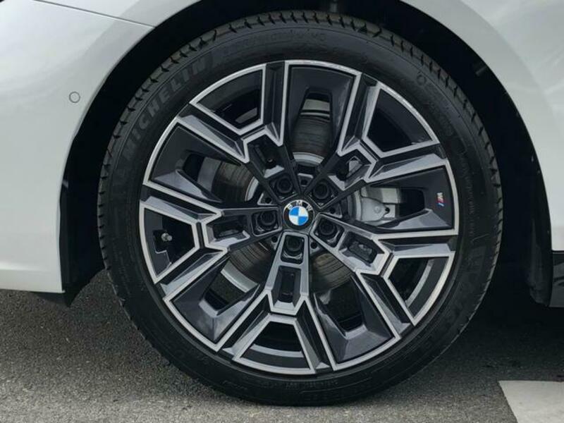 5 SERIES